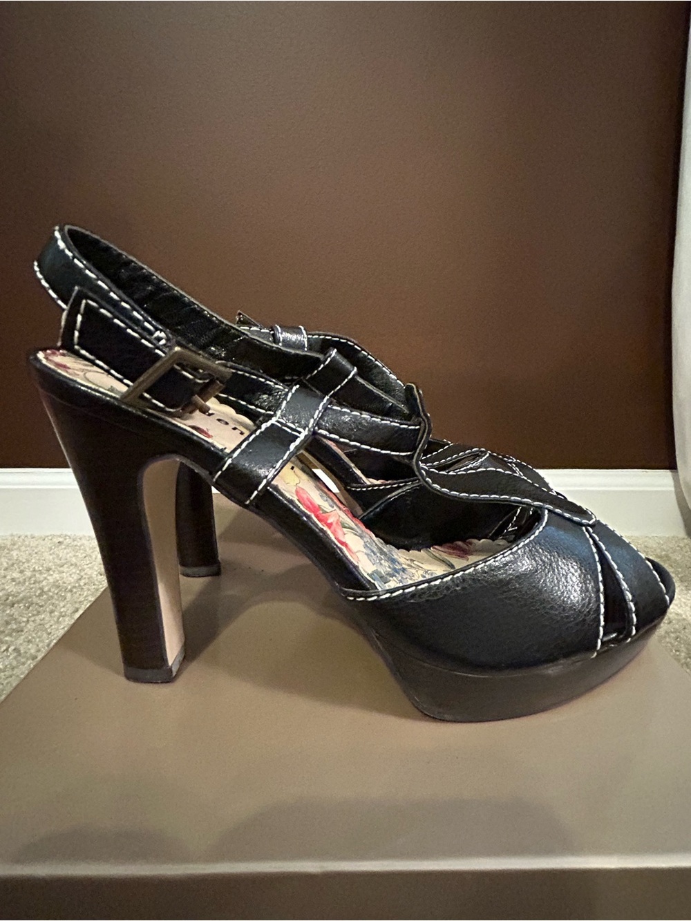NIB Madden Girl Sophiee Black Pari Platform Peep Toe Heels Size 8.5